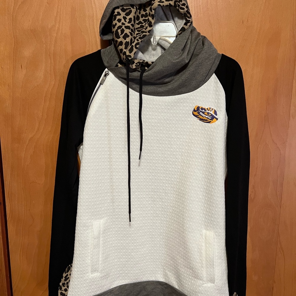 NWT Gameday couture LSU leopard hoodie S